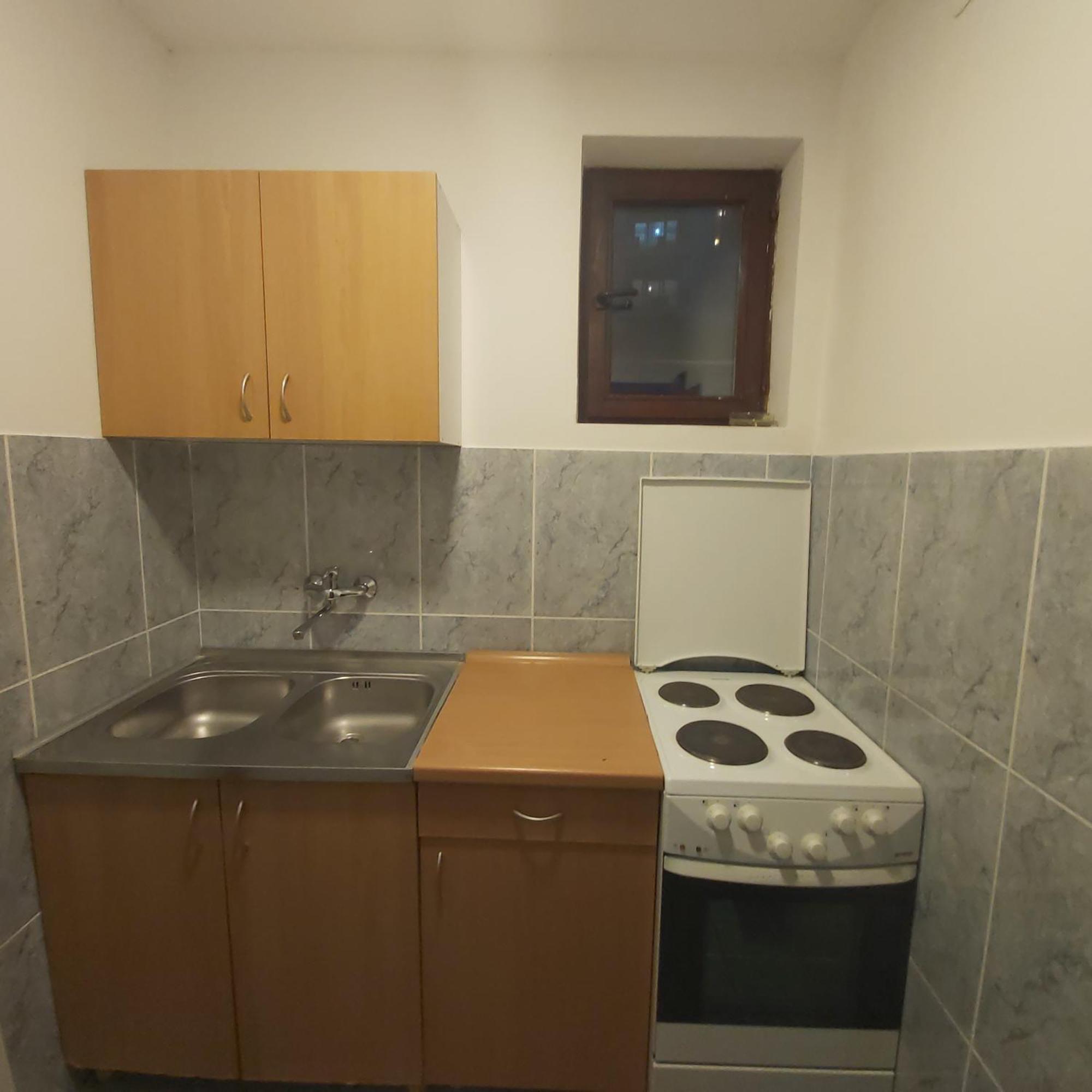 Apartmani Becici Rom bilde