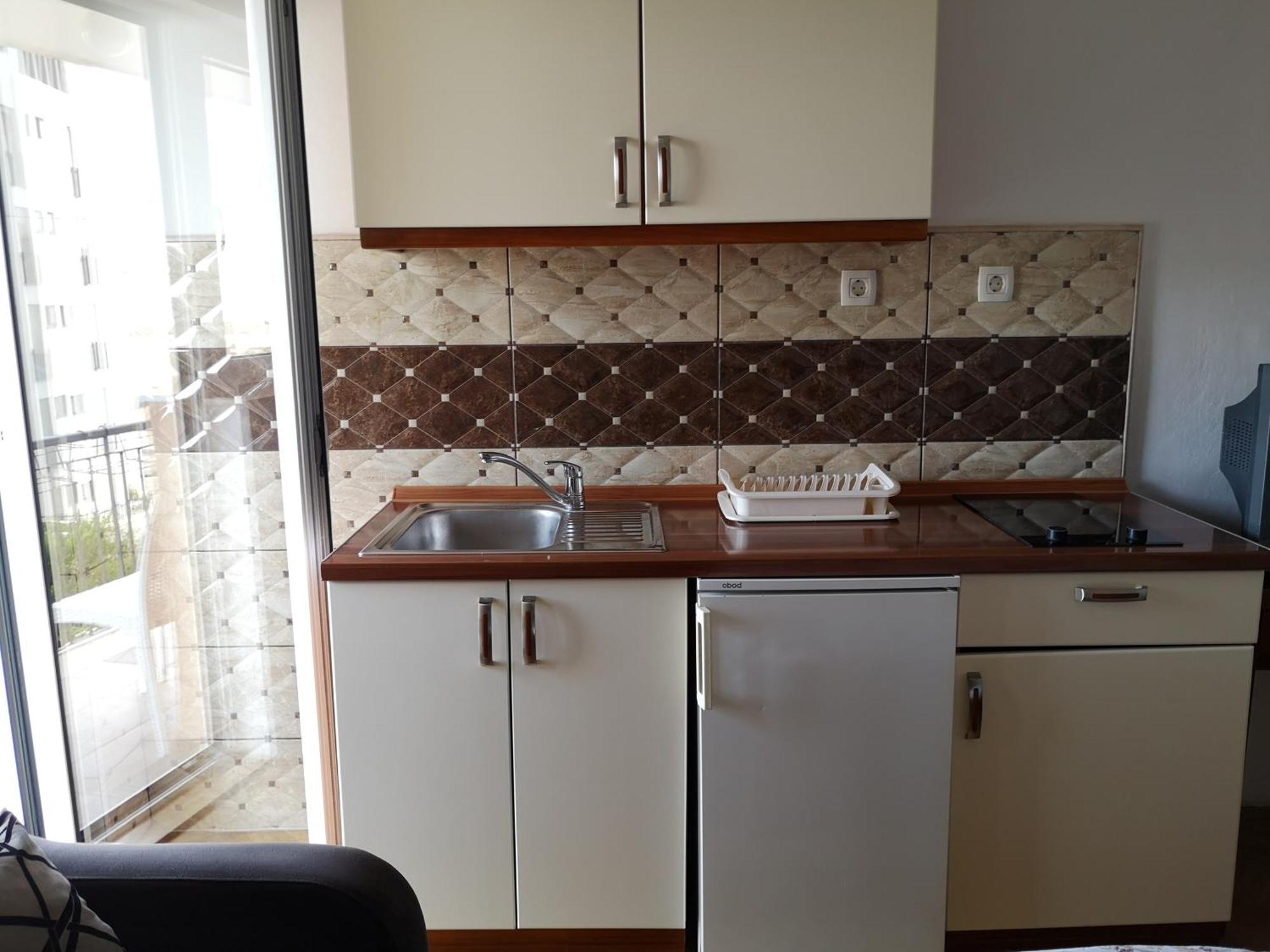 Apartmani Becici Rom bilde